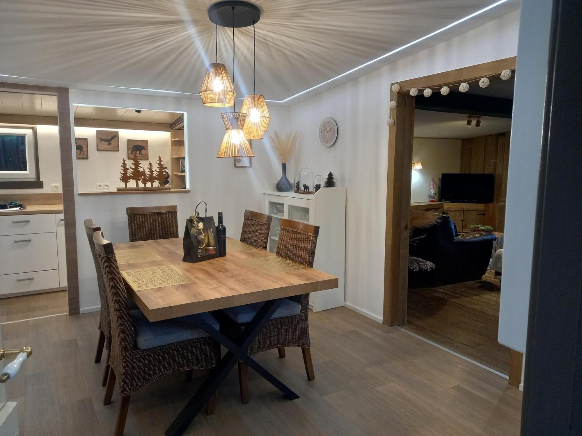 Вилла Le Chalet Du Lac Робертвиль Экстерьер фото